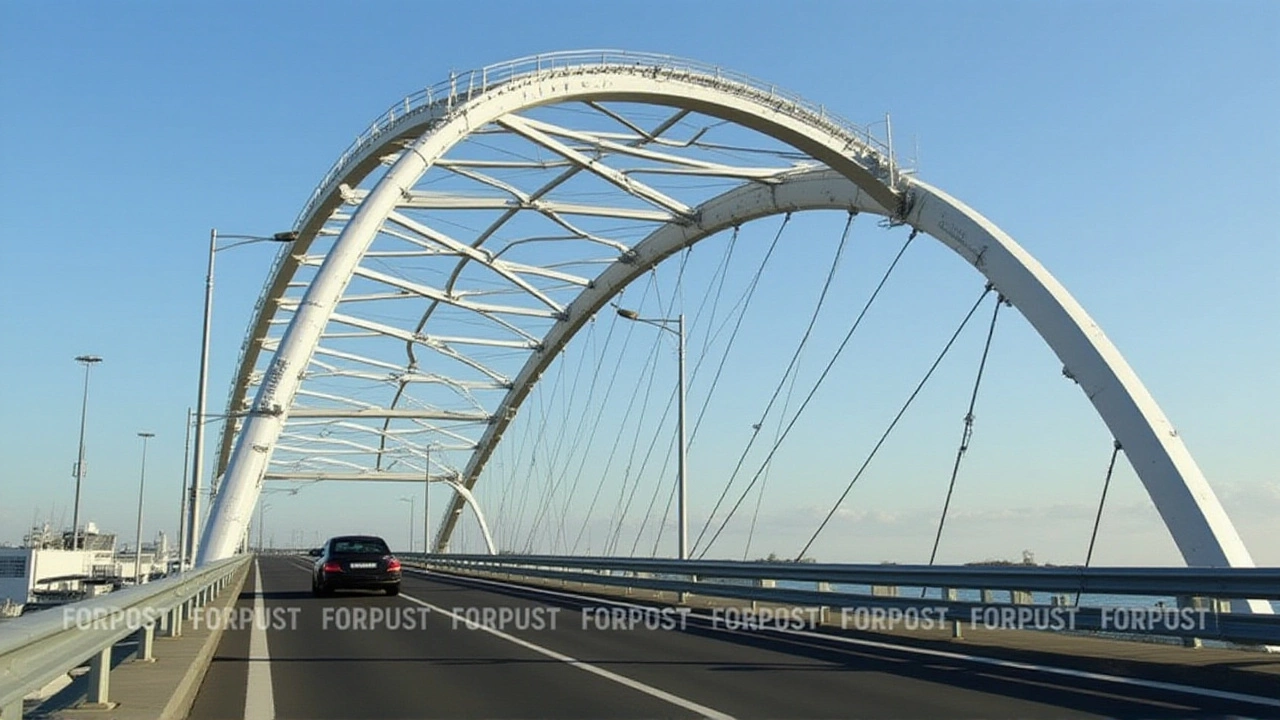 Как не стоять в пробках на Крымском мосте: расписание и советы